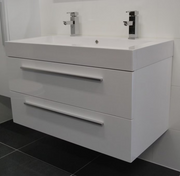 ARTLINE BADMEUBELSET MET ALUMINIUM GREEP 100 HOOGGLANS WIT ZONDER SPIEGEL OP = OP