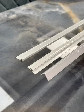 Hoekprofiel tbv. PVC Wandpanelen – WIT