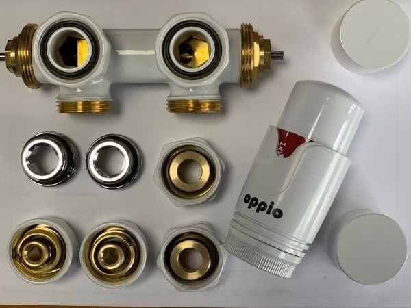 Universele WIT radiator aansluitset (MIDDEN-ONDER-HAAKS) Onderblokset