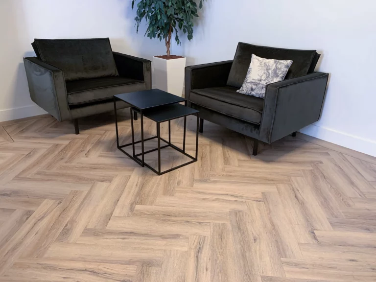 City Visgraat 4700 (dryback) Smoked Oak Light