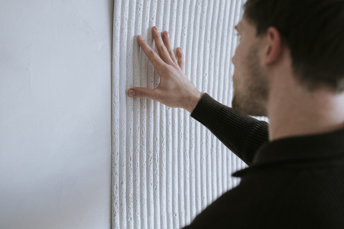 MUOZO MUOZO - Roman Columns OFF-WHITE 280x60 Flexibele Wandpanelen