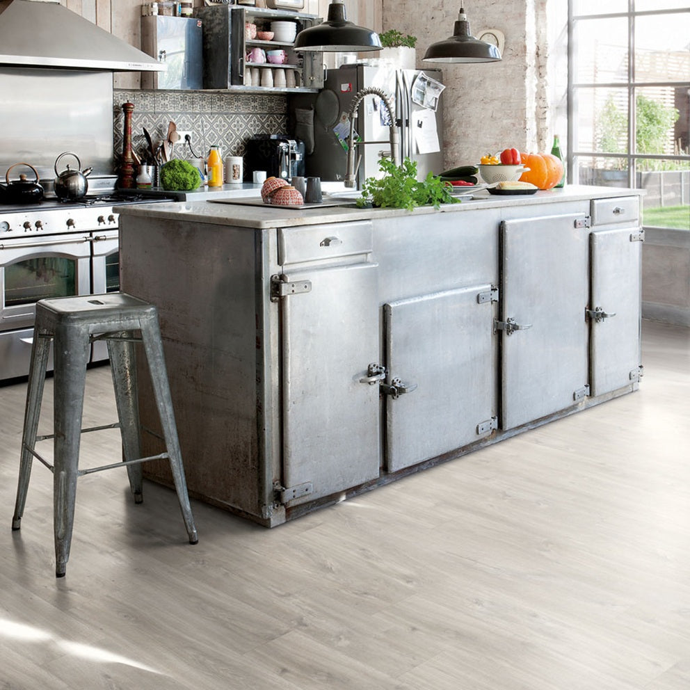 QUICK-STEP PVC Standaardplank Blos AVSPU40030 Canyon grijze eik met zaagsneden