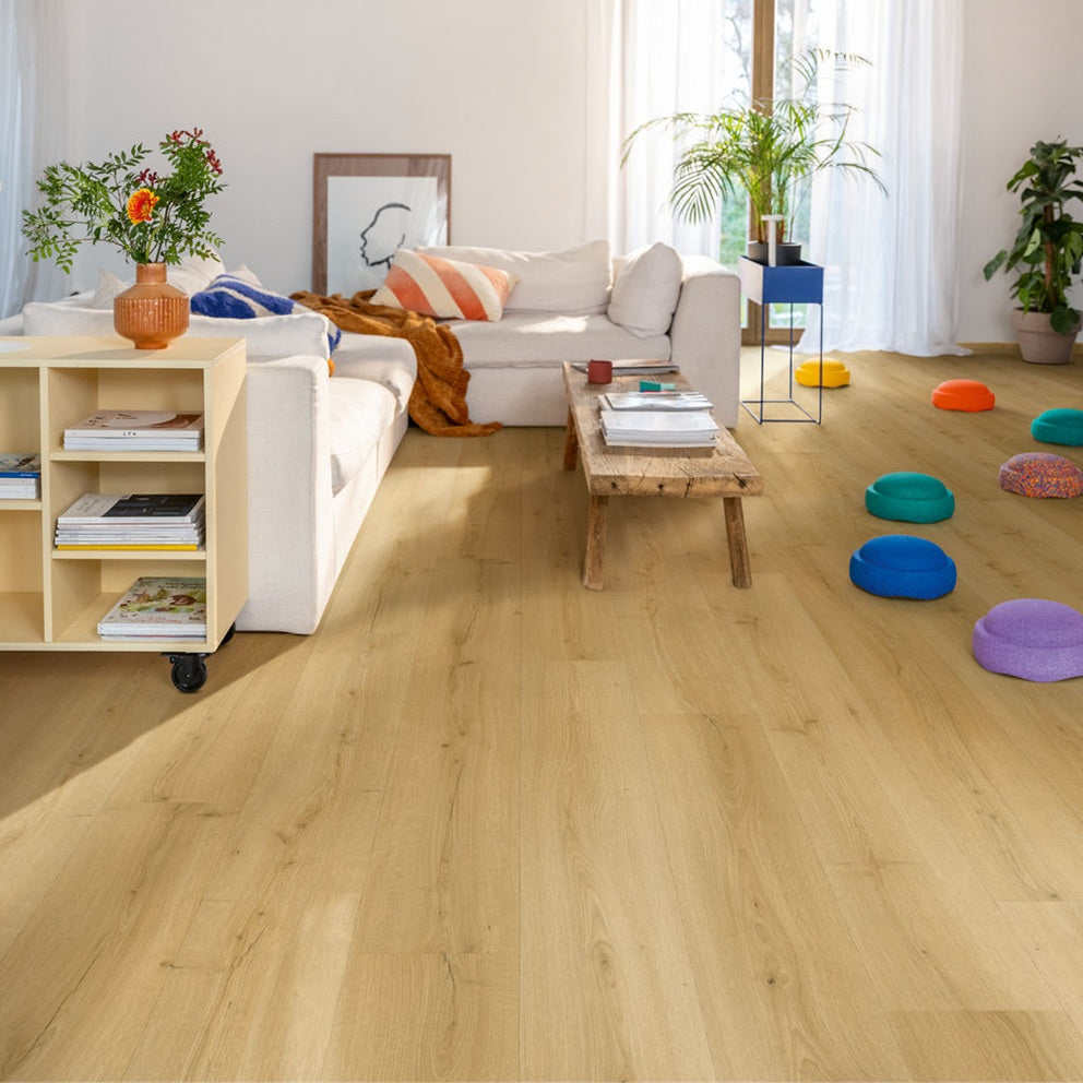 QUICK-STEP PVC Middelgrote plank klik Bloom  AVMPU40318 Geborstelde eik honing