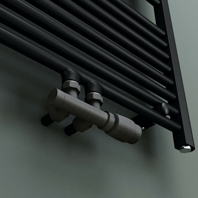 Universele Zwart radiator-aansluitset (MIDDEN-ONDER-HAAKS) onderblokset